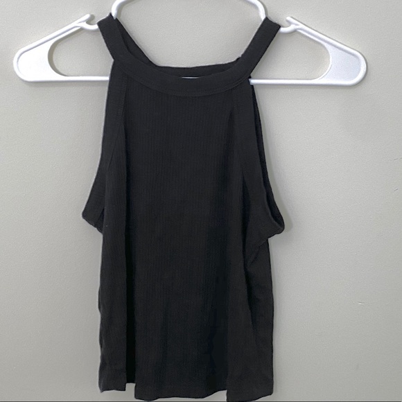 Basic halterneck top - Picture 2 of 3